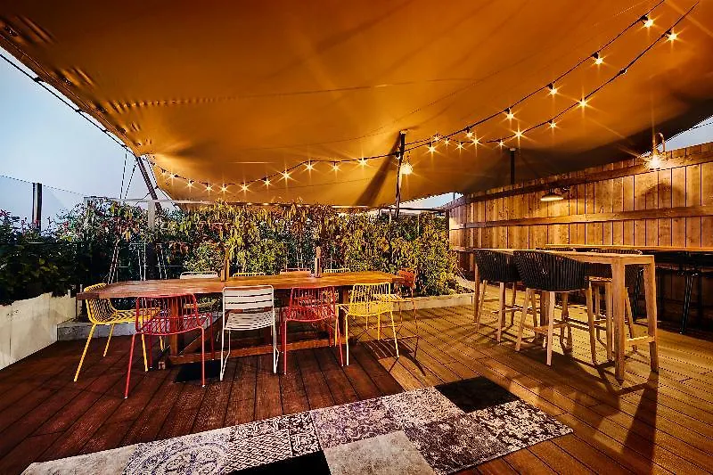 Generator Hostel